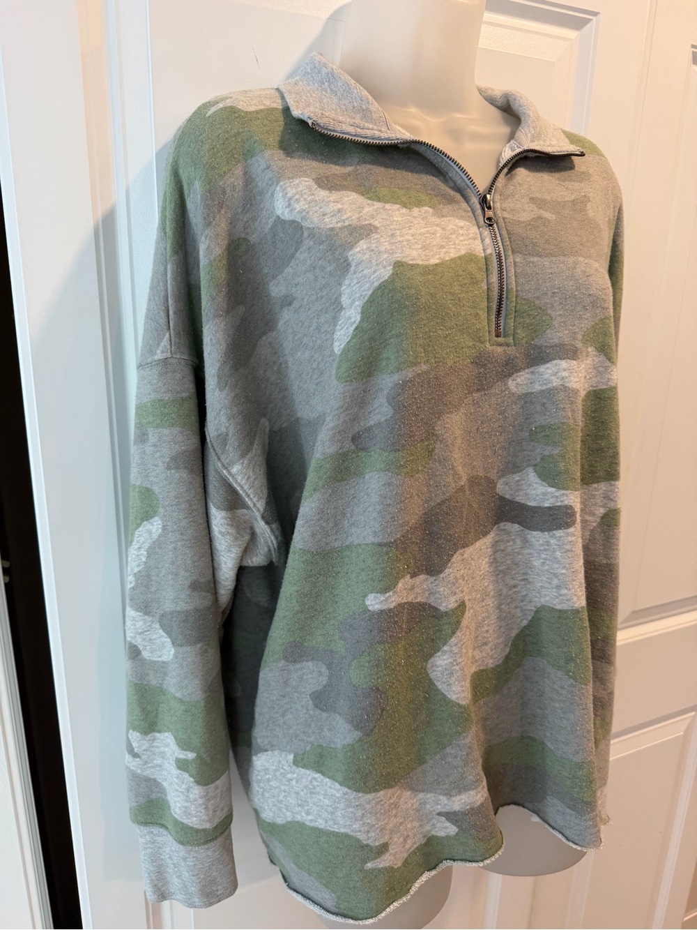 Aerie Camouflage Quarter-Zip Sweatshirt L